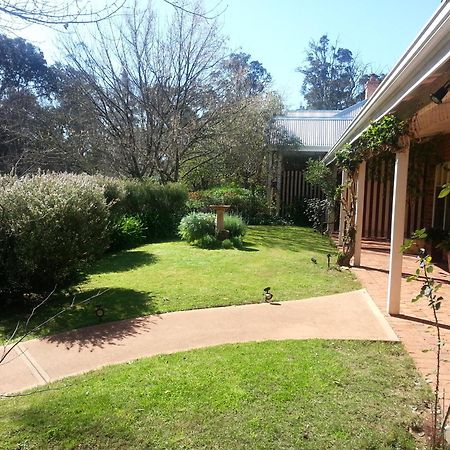 Гостевой дом Redgum Hill Country Retreat Балингап Экстерьер фото